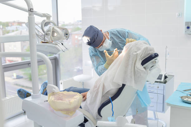 Best Holiday Emergency Dentist in Greenhills, OH